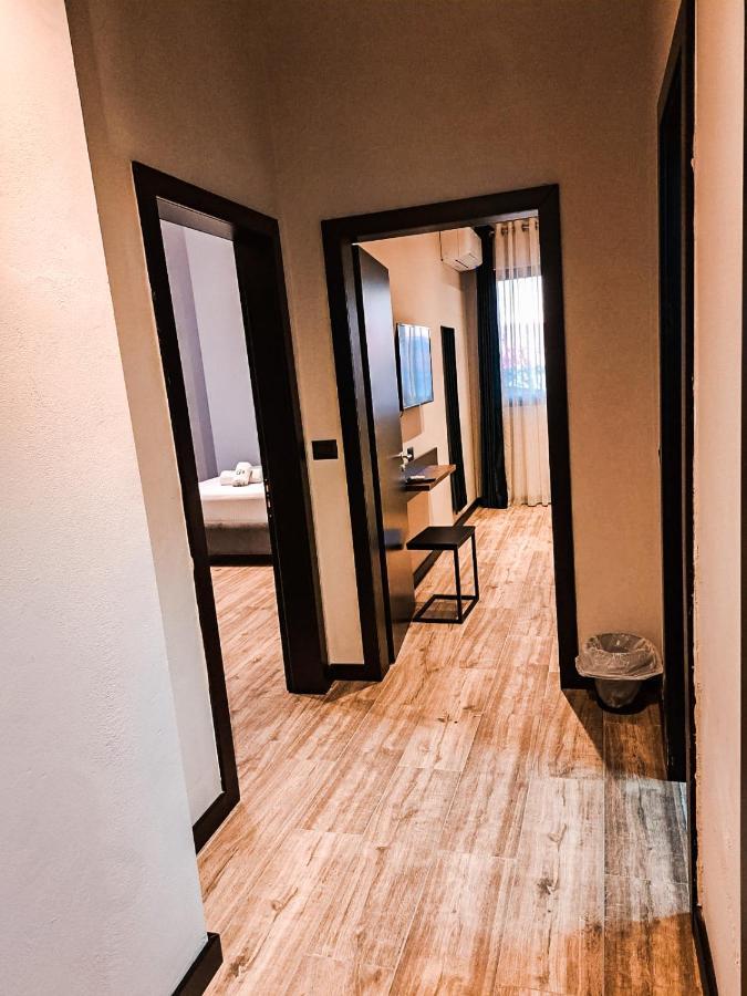 דרמי Gogo'S Boutique Hotel מראה חיצוני תמונה
