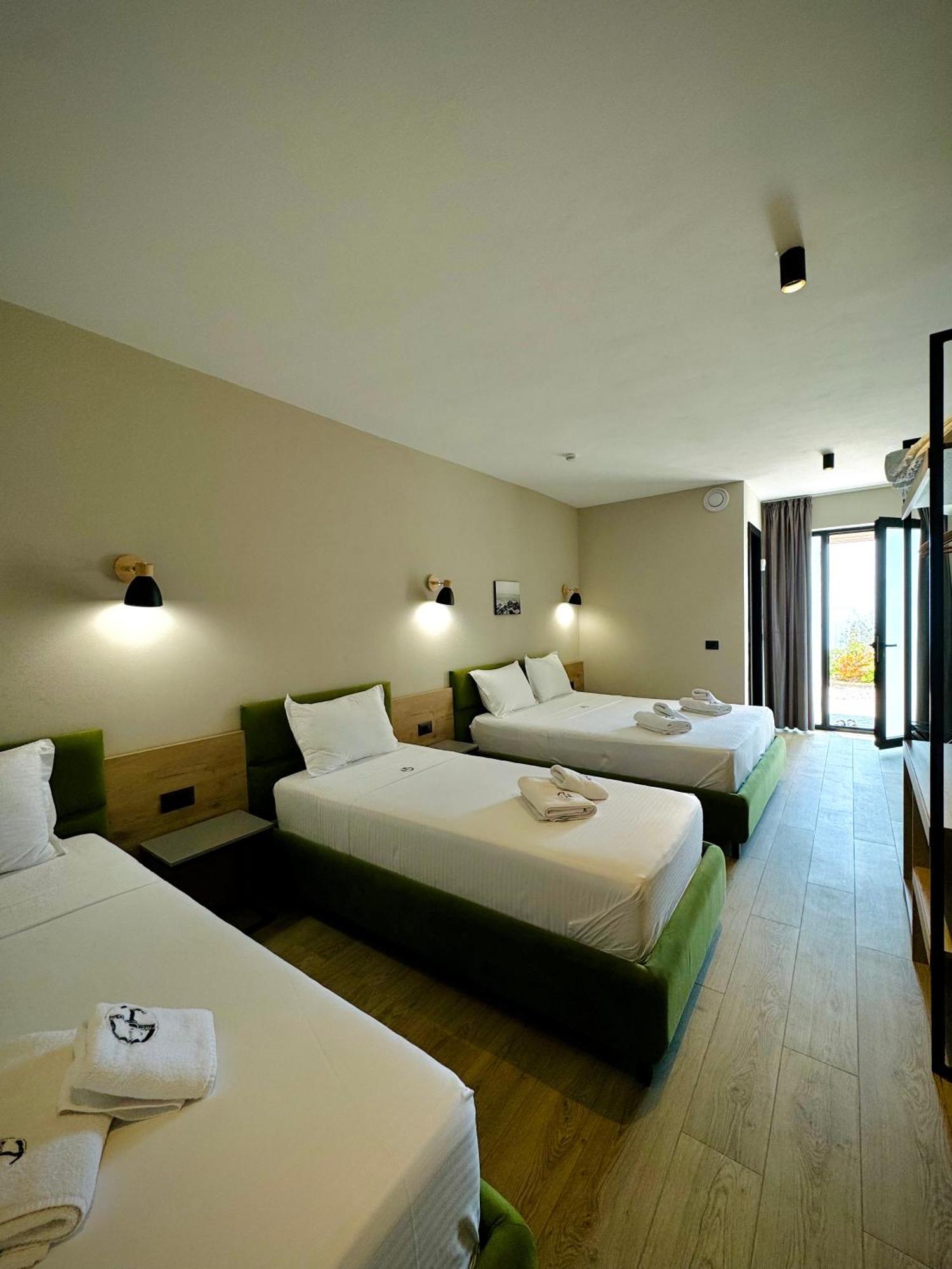 דרמי Gogo'S Boutique Hotel מראה חיצוני תמונה