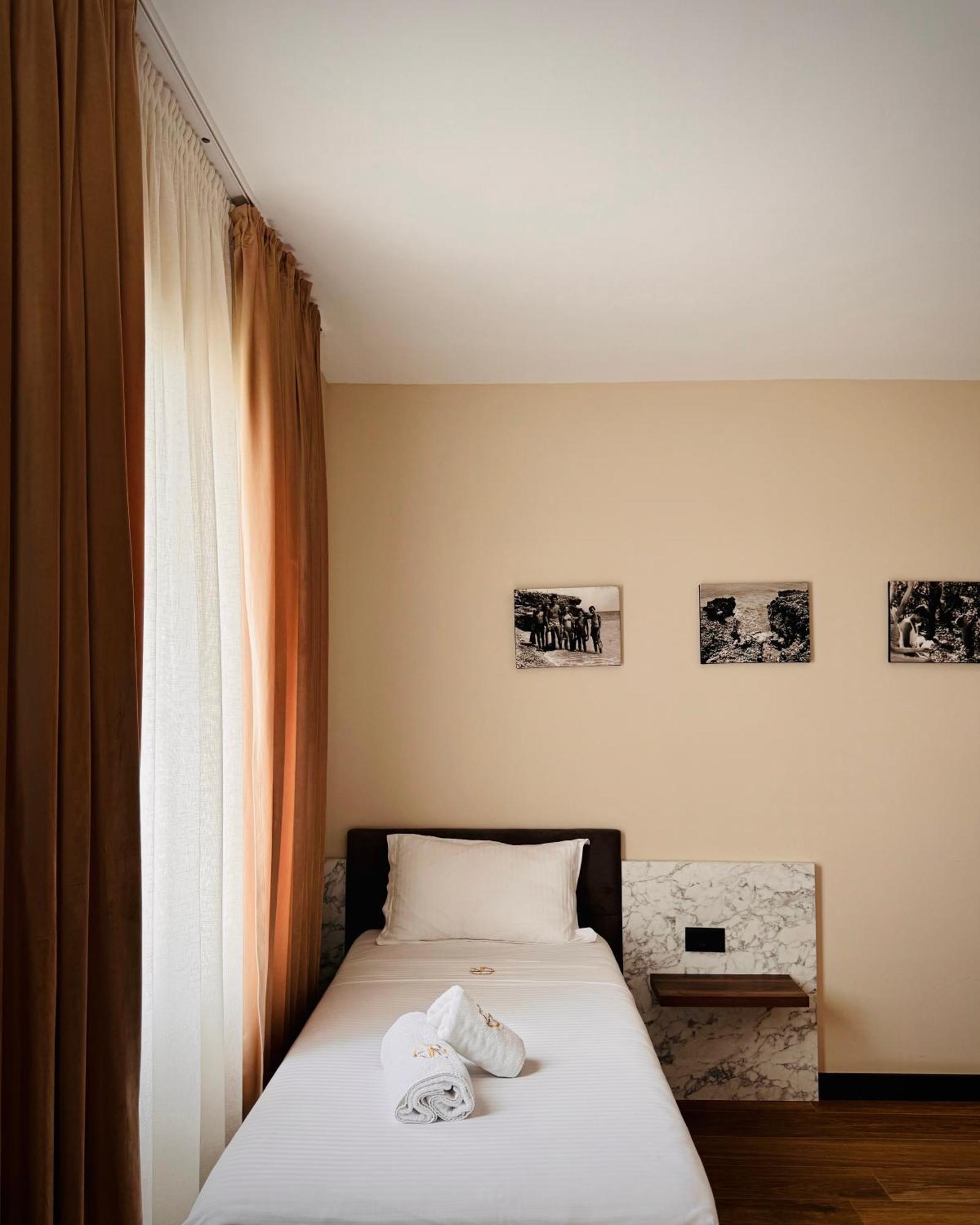 דרמי Gogo'S Boutique Hotel מראה חיצוני תמונה